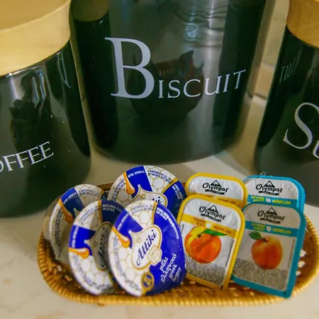 Anemoessa * سكيروس