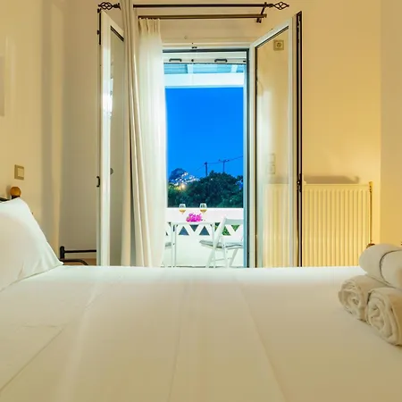 Anemoessa شقة سكيروس